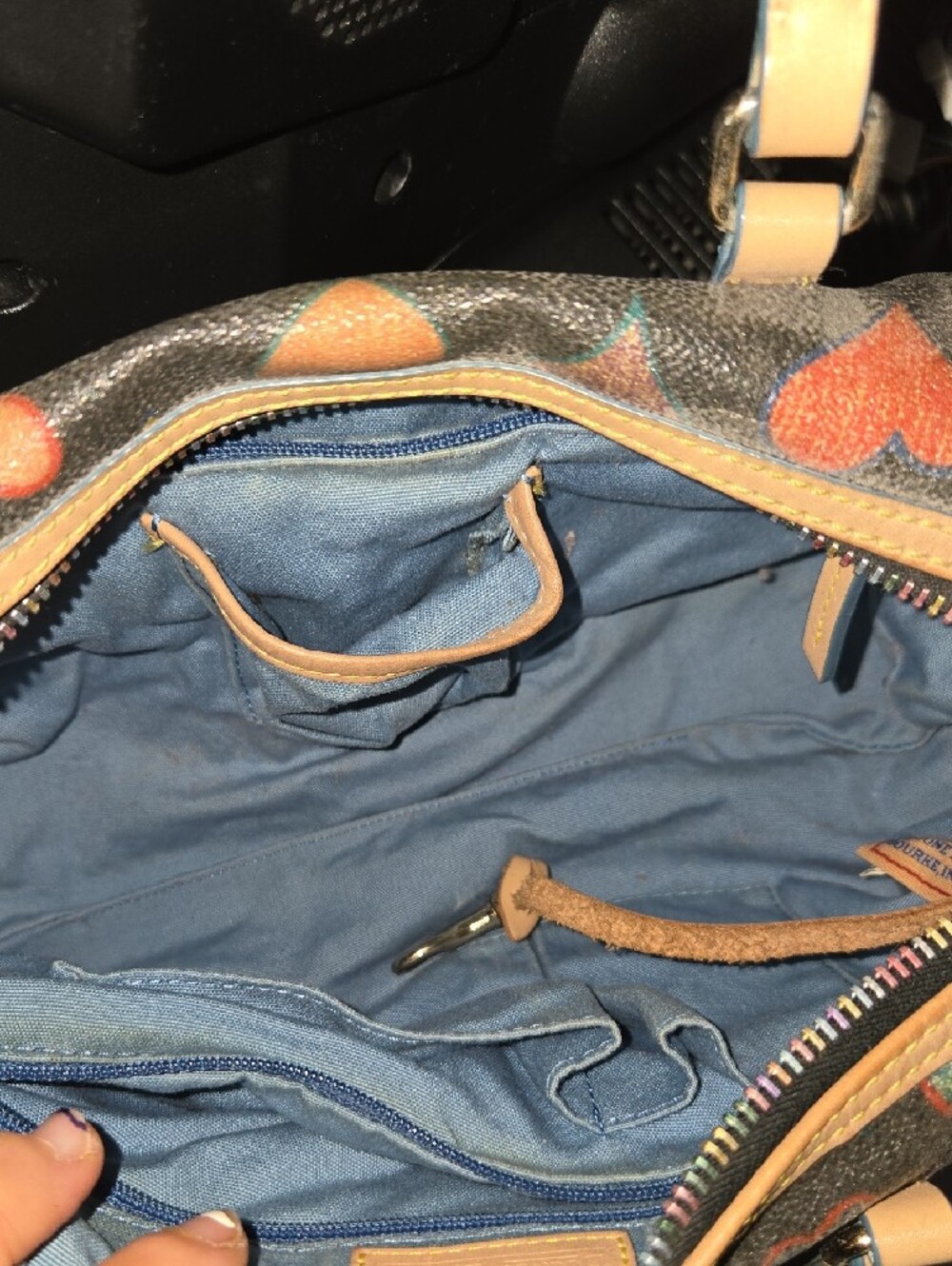 Dooney & Bourke Black Heart Print Barrel Bag with Tan Trim - Picture 7 of 13